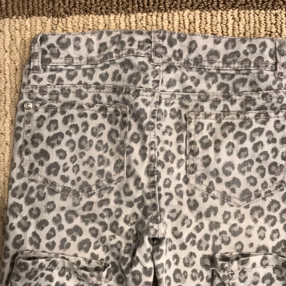 Girls Cherokee Leopard Pants - Picture 5 of 6